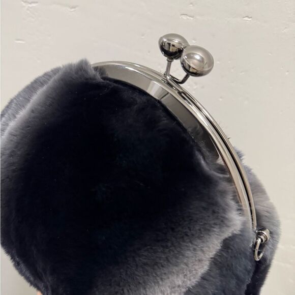 Black Gradient Handmade Real Rex Rabbit Fur Kiss-lock Shoulder Bag/Crossbody - Picture 12 of 14